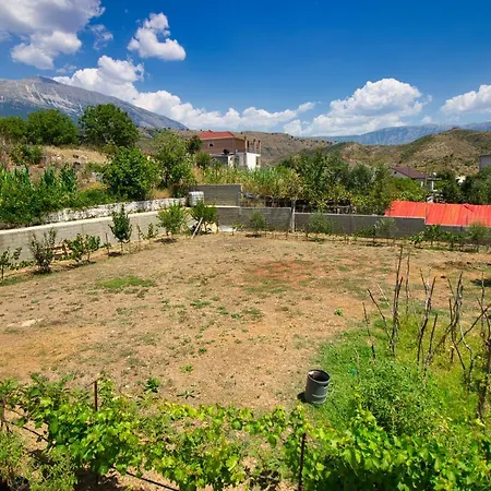 Bed & Breakfast Shametaj *